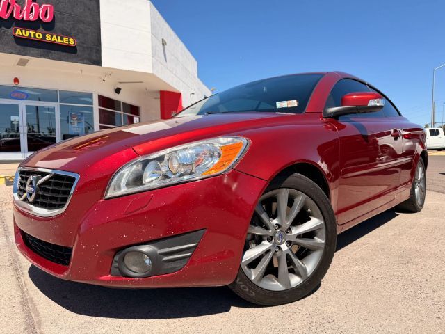 2011 VOLVO C70