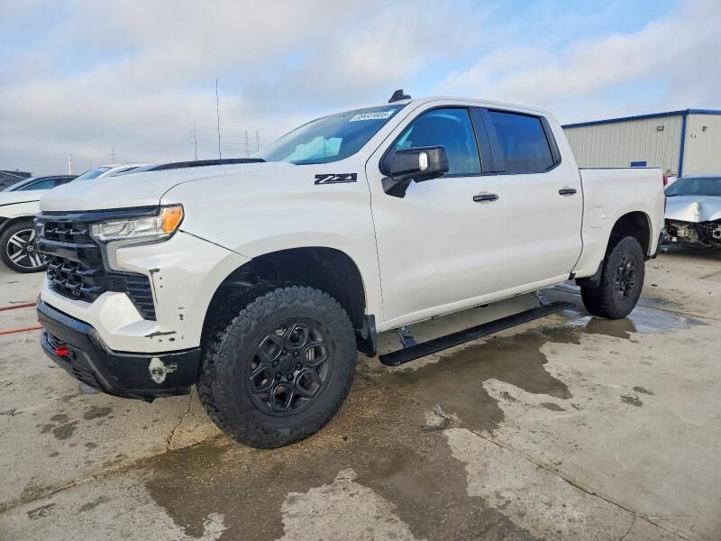 2023 CHEVROLET Silverado