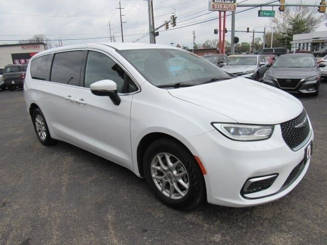 2023 CHRYSLER Pacifica