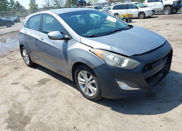2014 HYUNDAI Elantra