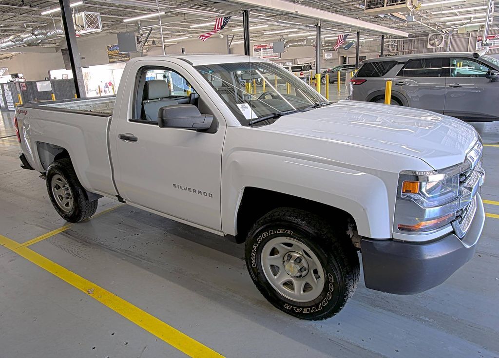 2018 CHEVROLET Silverado