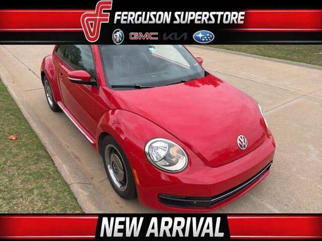 2012 VOLKSWAGEN Beetle
