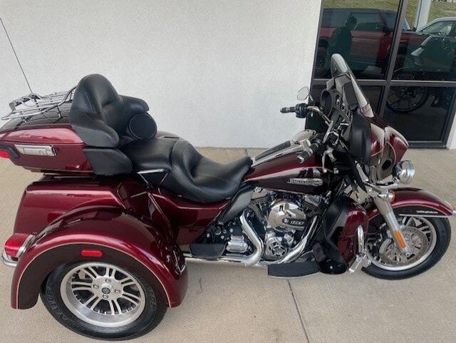 2015 HARLEY DAVIDSON Tri Glide Ultra Classic