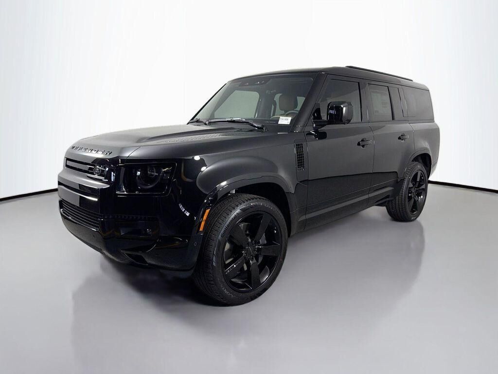 2026 LAND ROVER Defender
