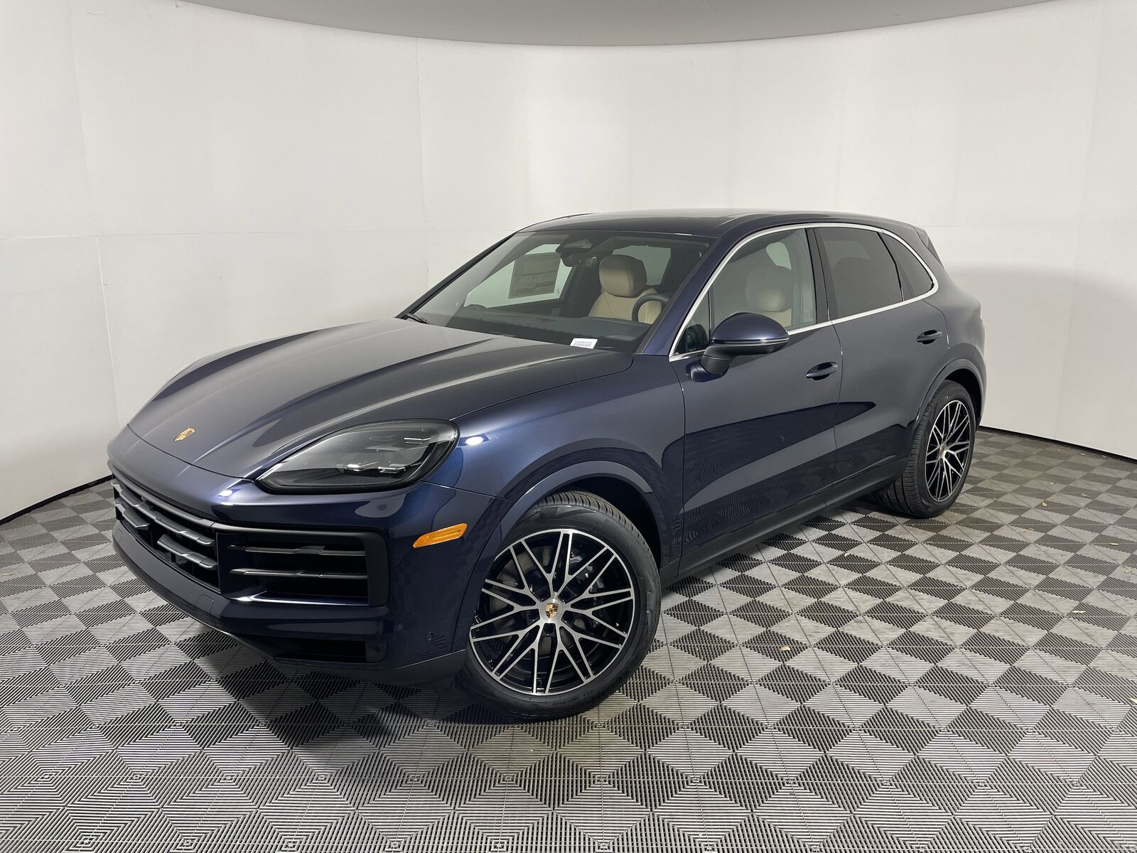 2026 PORSCHE Cayenne