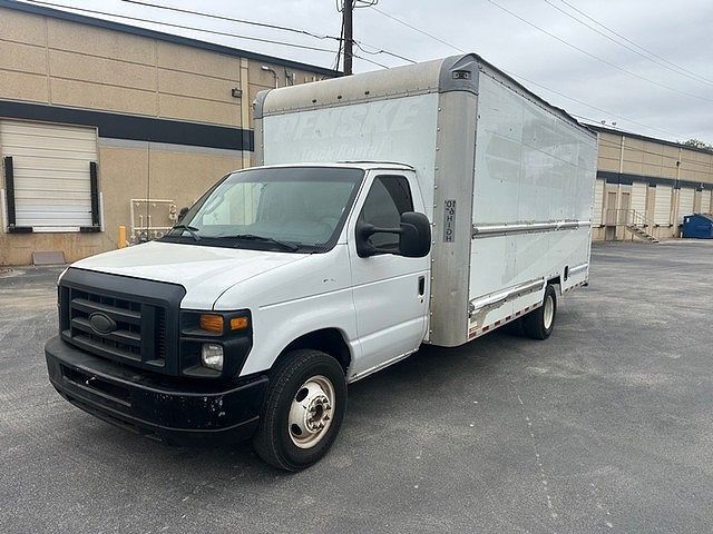 2016 FORD E-350