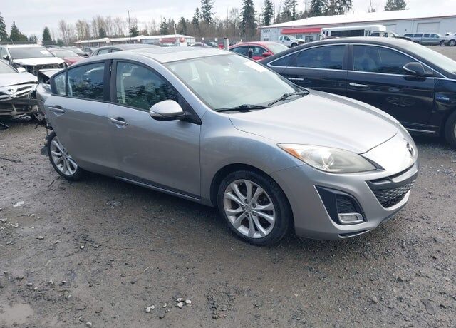 2010 MAZDA Mazda3