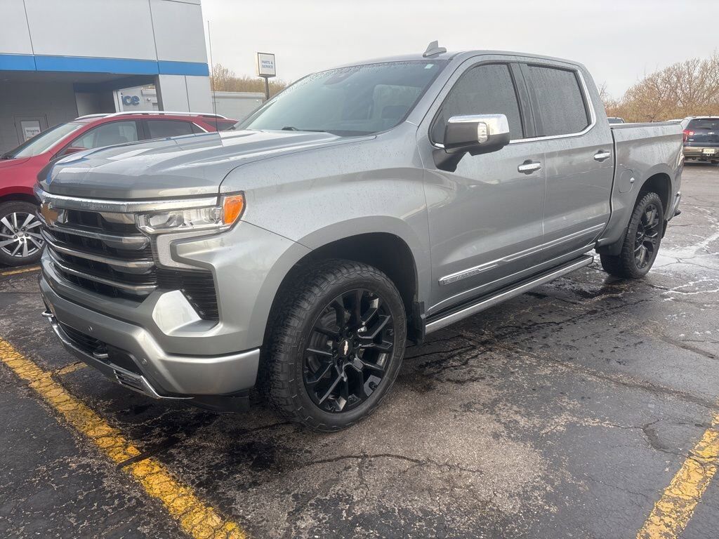 2024 CHEVROLET Silverado