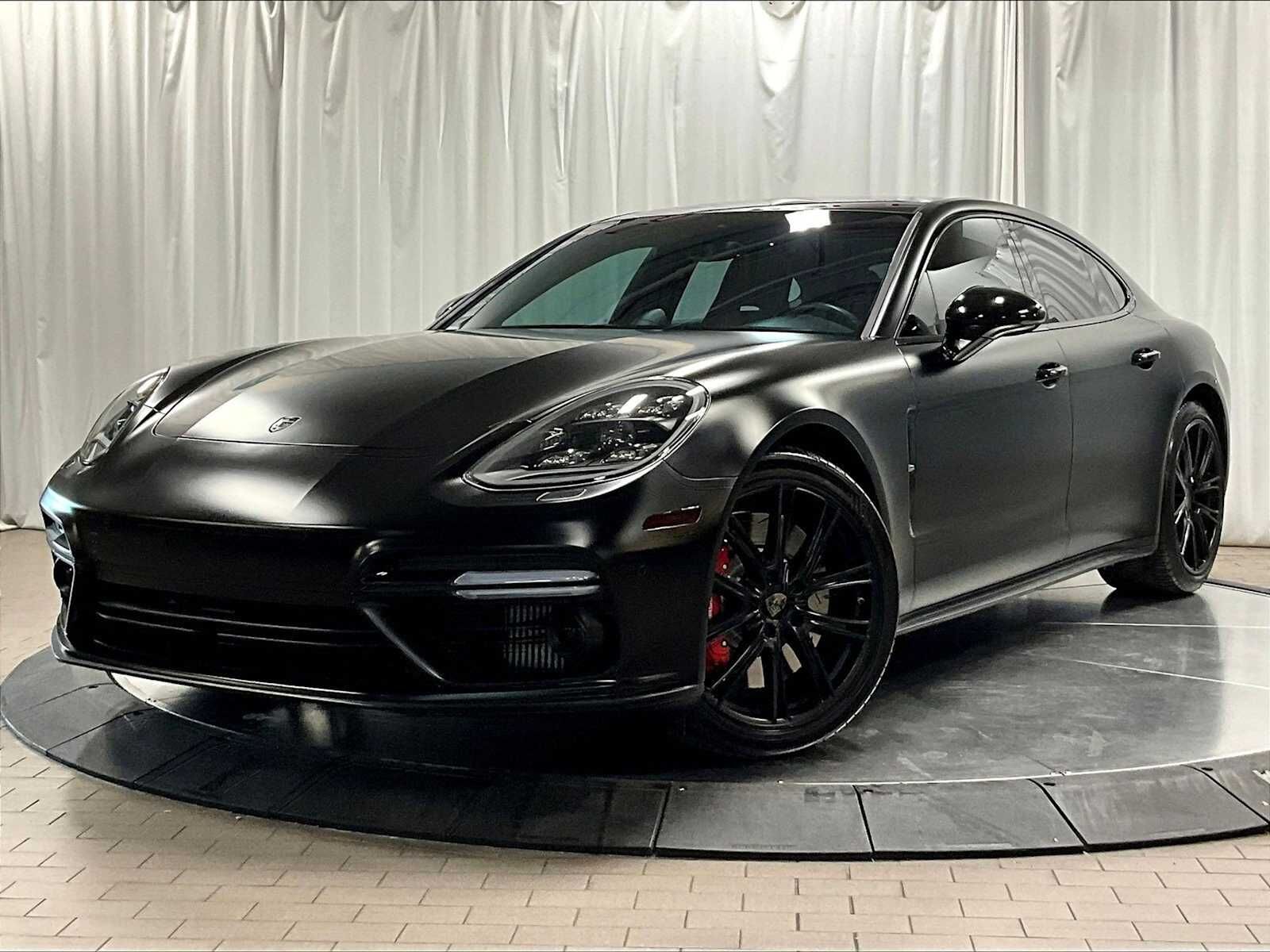 2019 PORSCHE Panamera