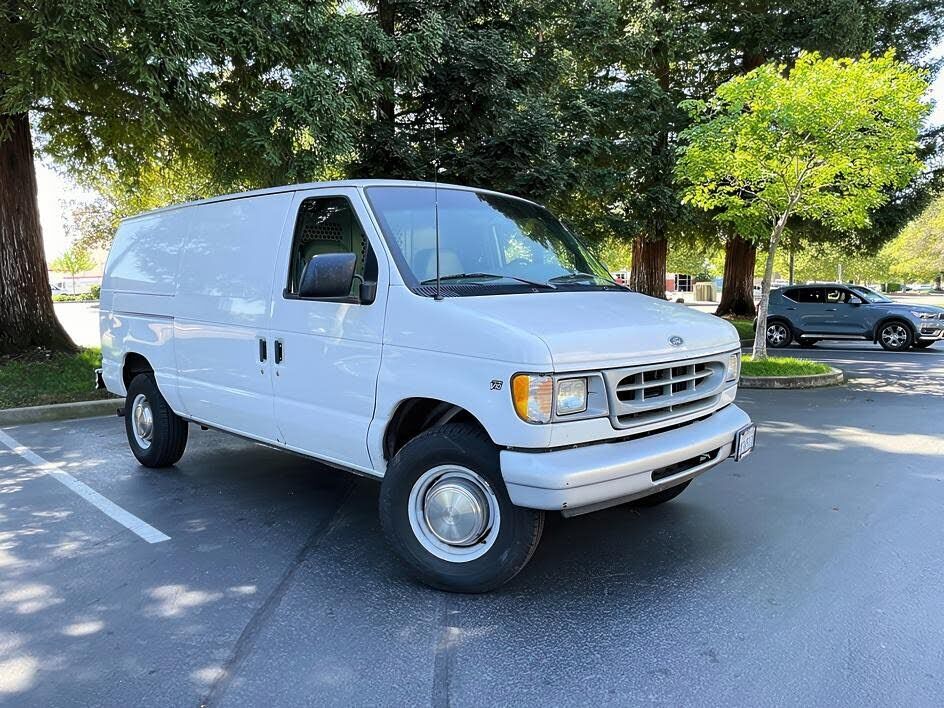2000 FORD E-350