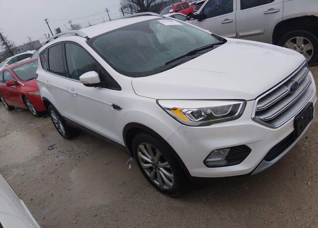 2017 FORD Escape
