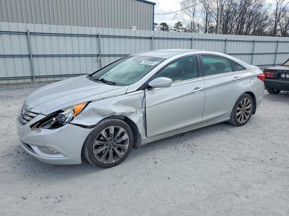 2013 HYUNDAI Sonata