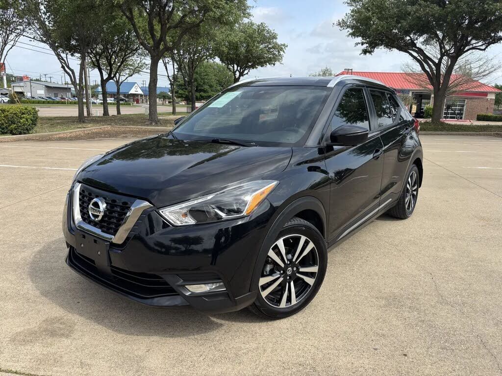 2020 NISSAN Kicks