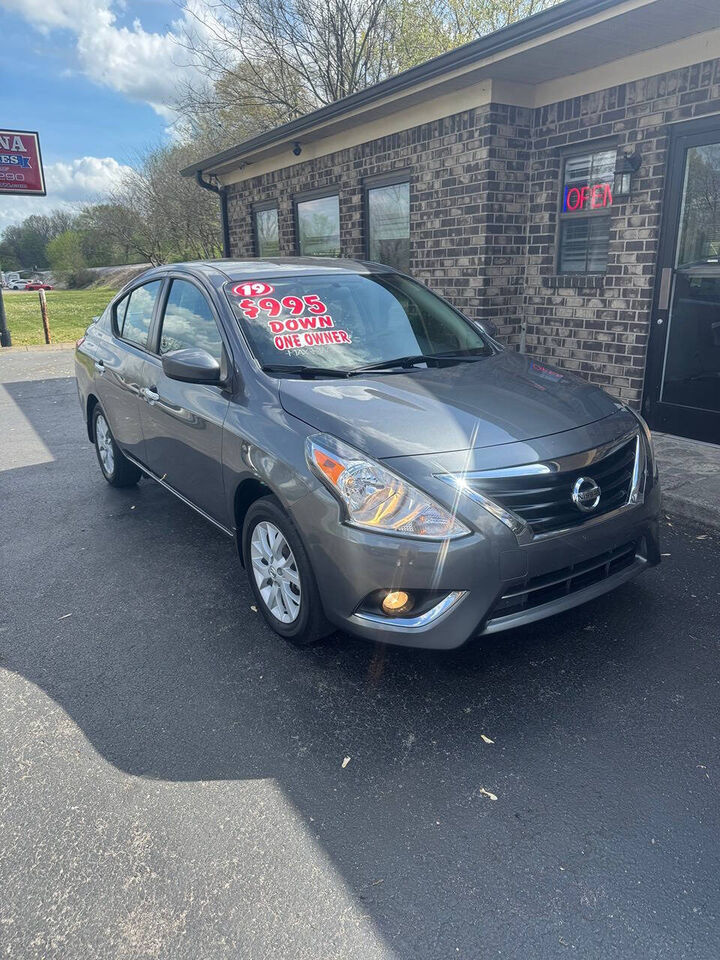 2019 NISSAN Versa