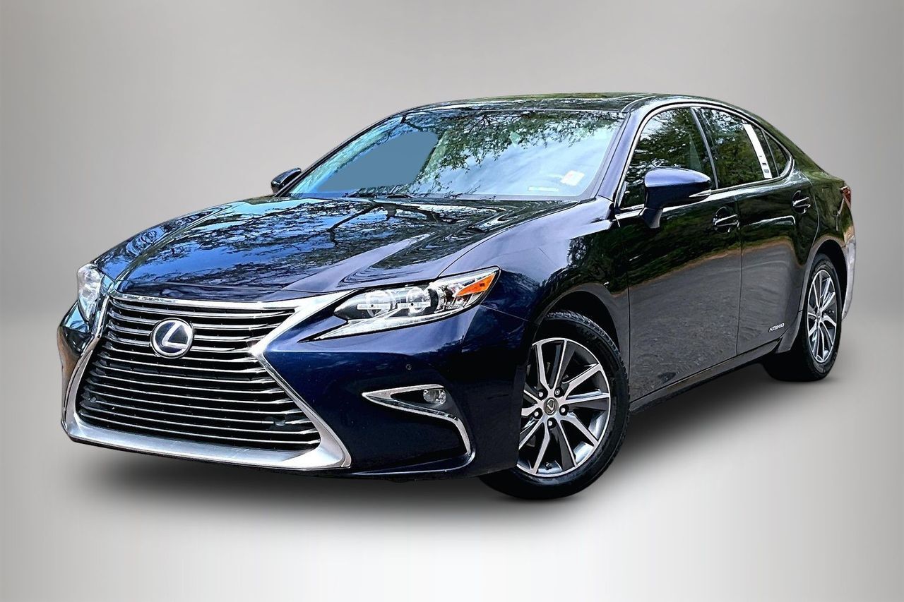 2016 LEXUS ES