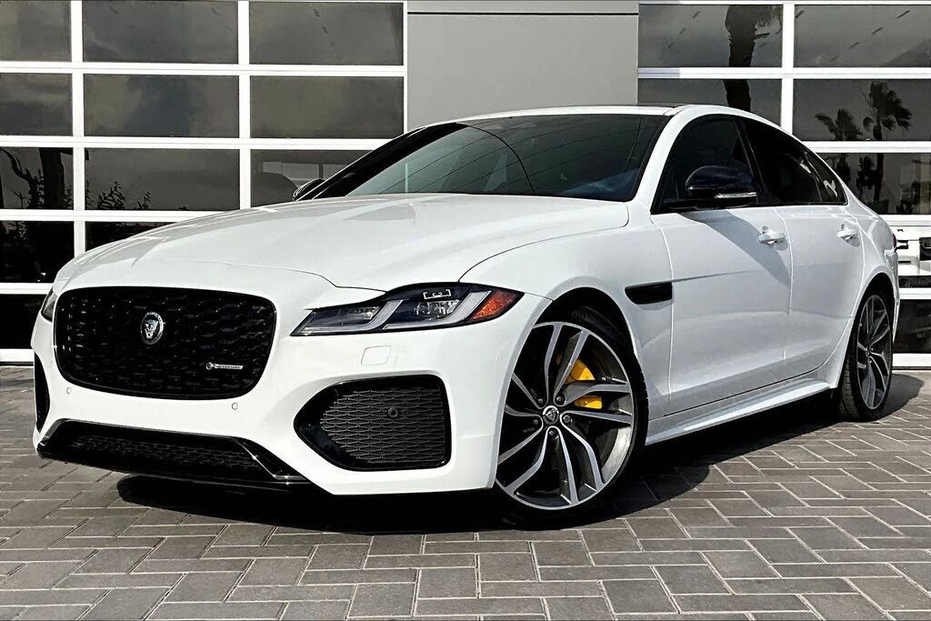 2024 JAGUAR XF