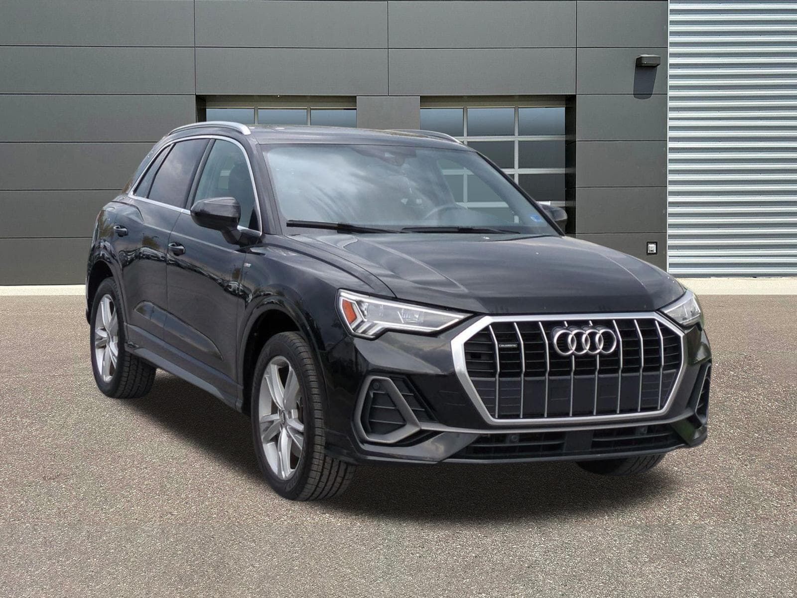 2019 AUDI Q3