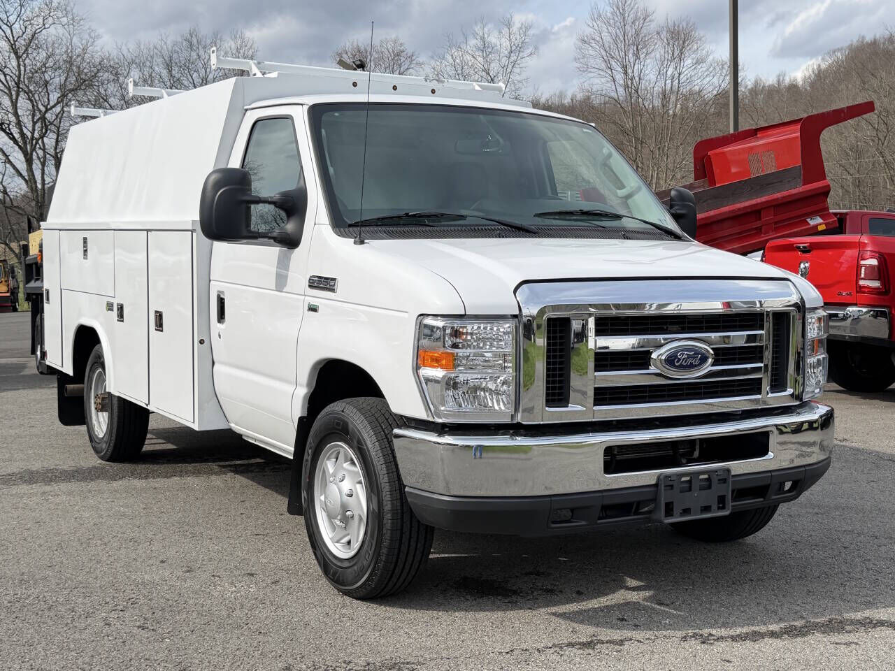 2018 FORD E-350