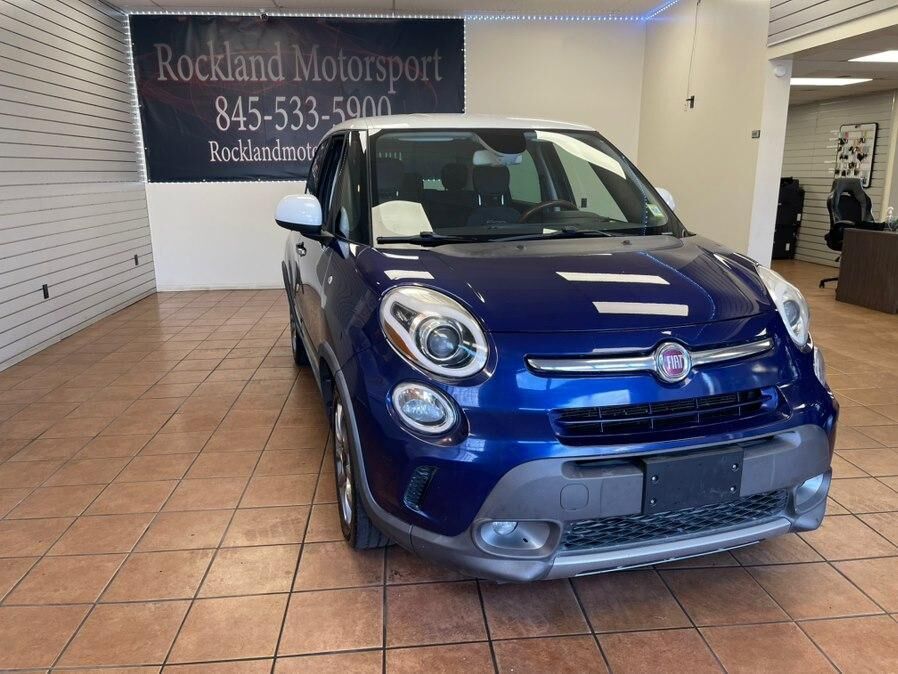 2015 FIAT 500L