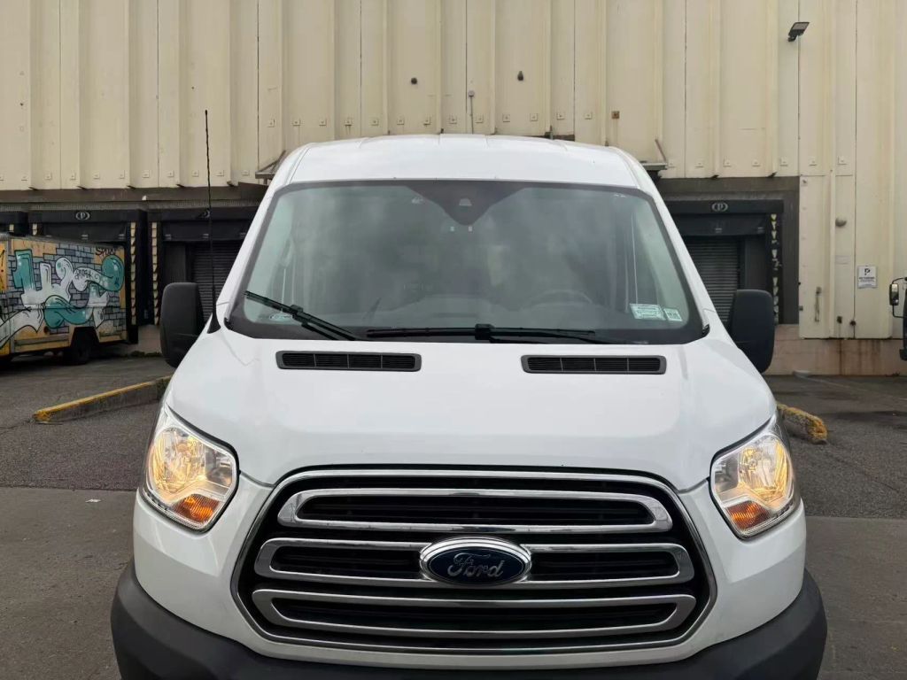 2018 FORD Transit