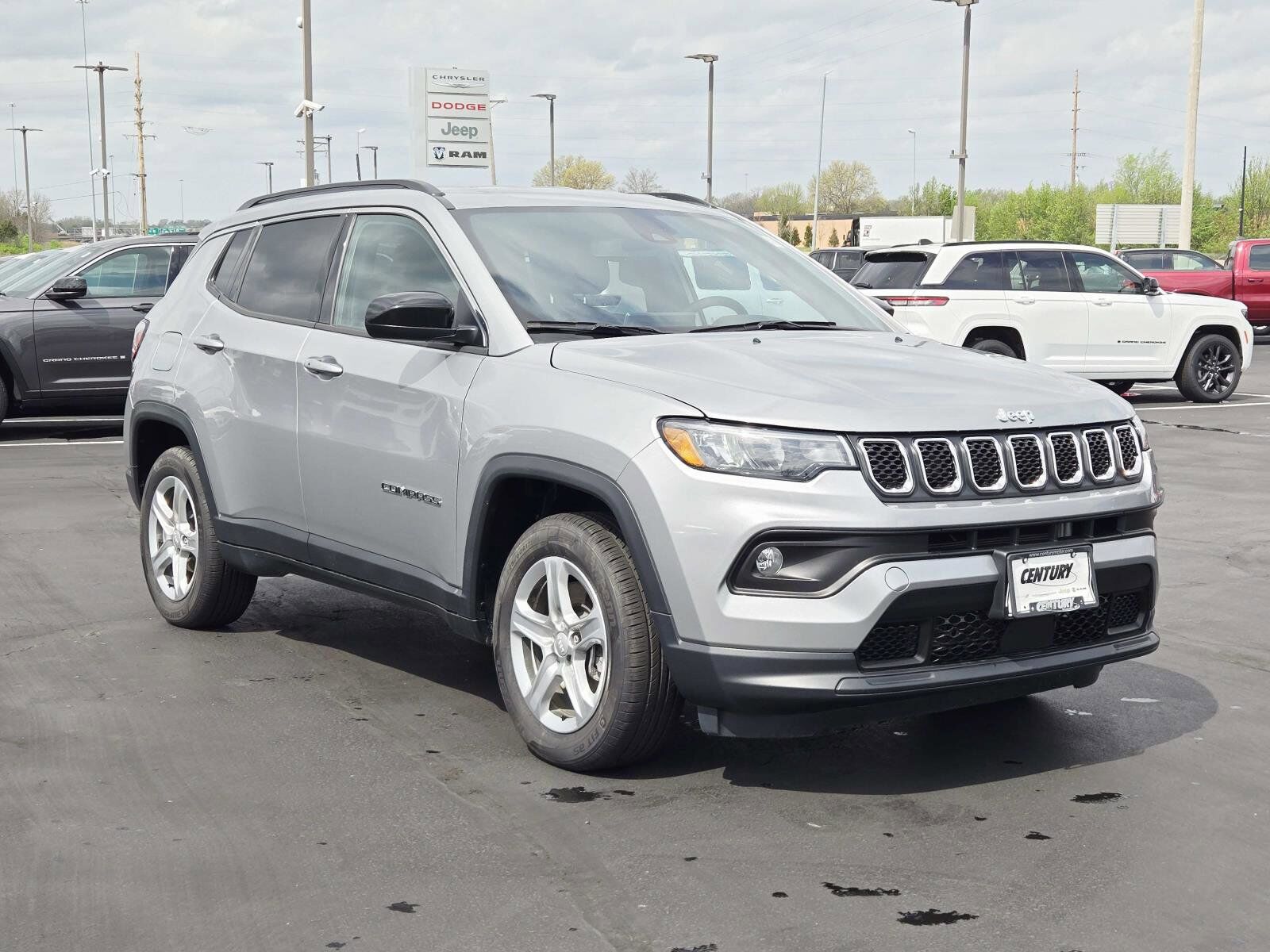 2023 JEEP Compass