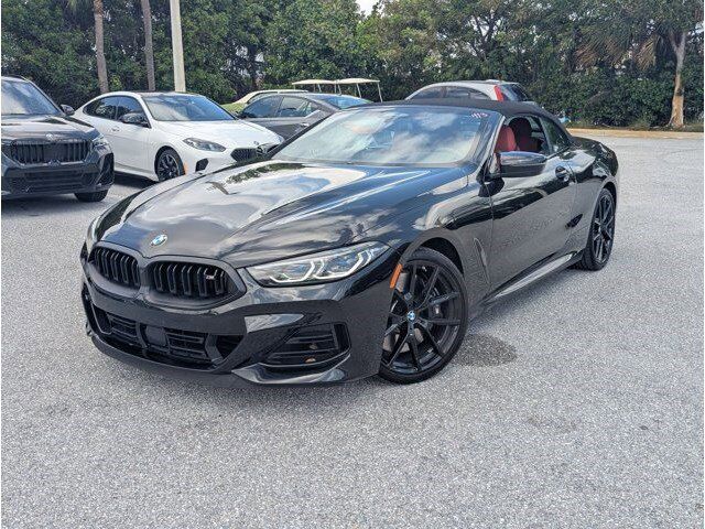 2023 BMW M8