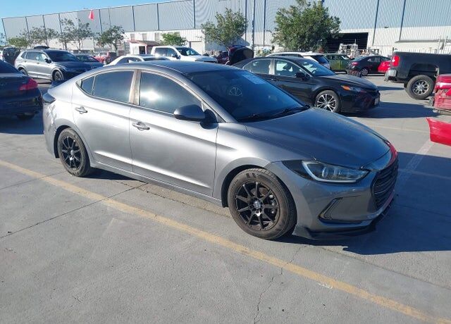 2018 HYUNDAI Elantra