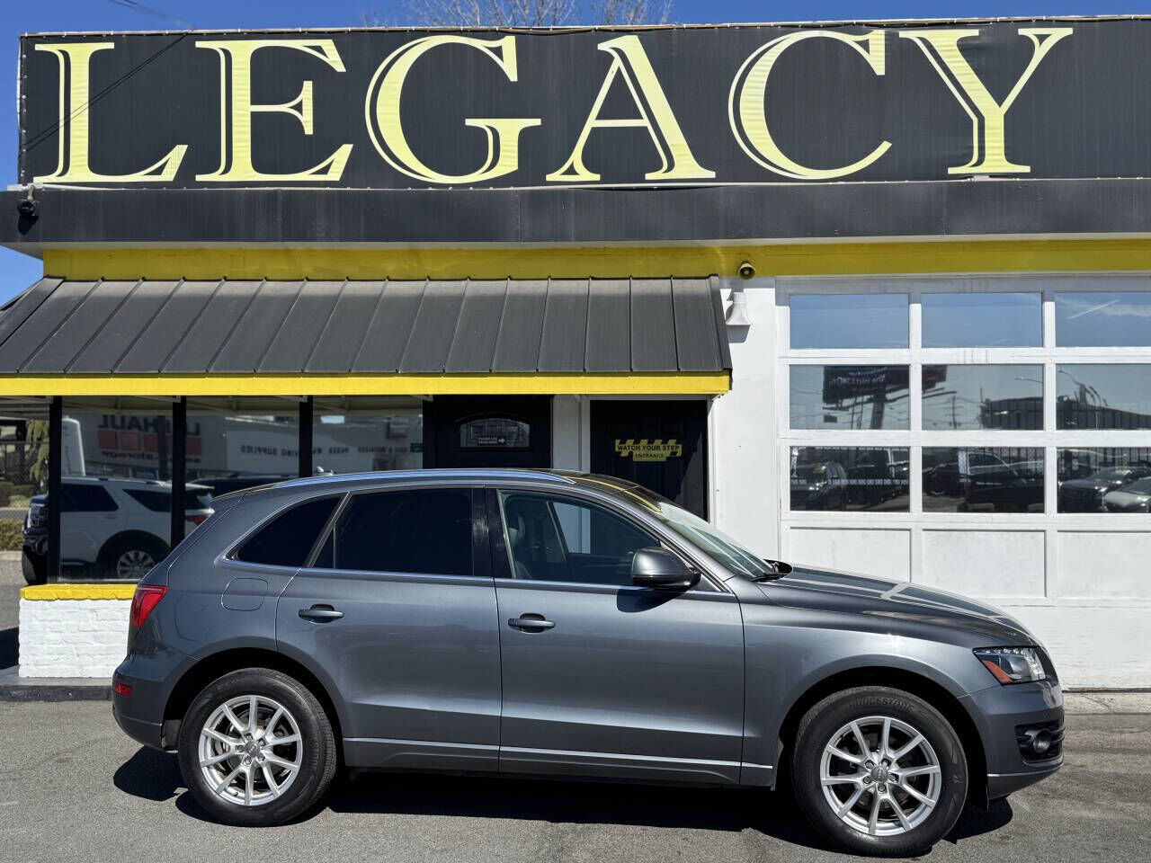 2012 AUDI Q5