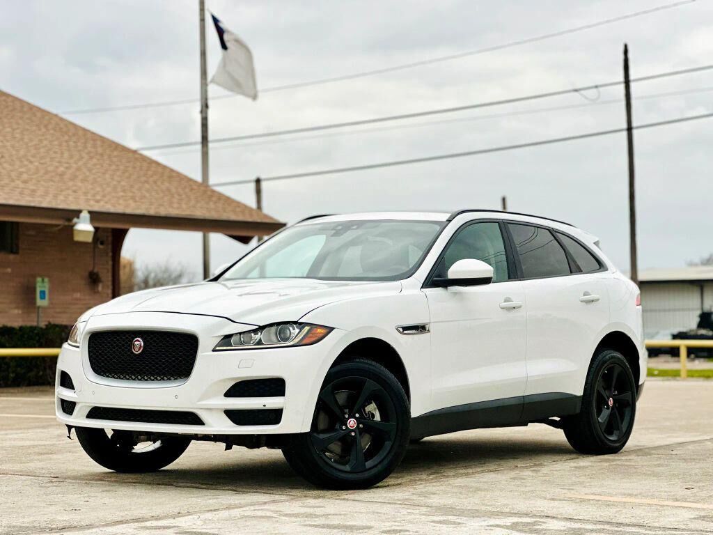 2017 JAGUAR F-Pace