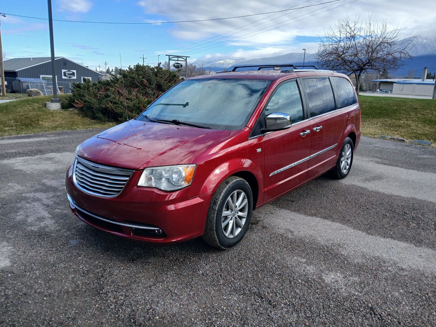 2014 CHRYSLER Town and Country