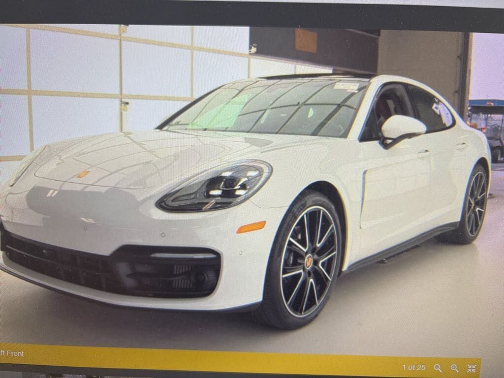 2023 PORSCHE Panamera