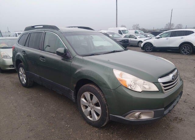 2010 SUBARU Outback