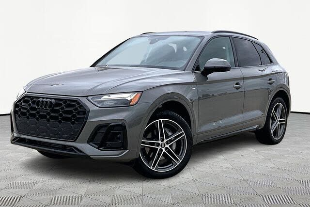 2023 AUDI Q5 e