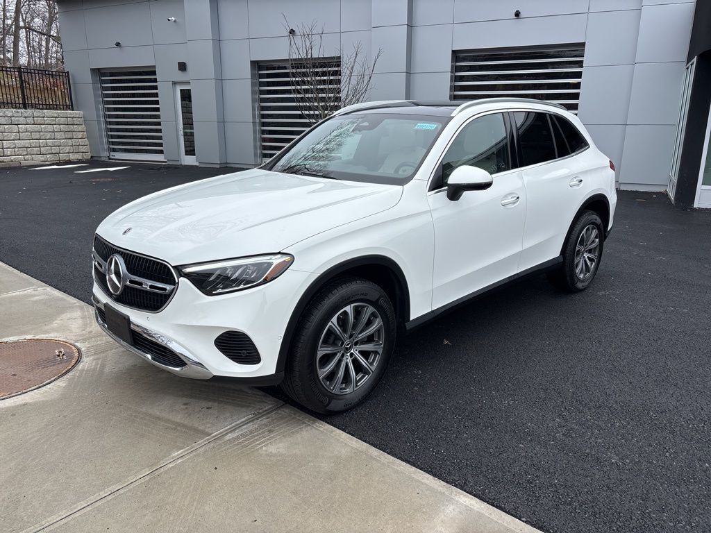 2023 MERCEDES-BENZ GLC-Class