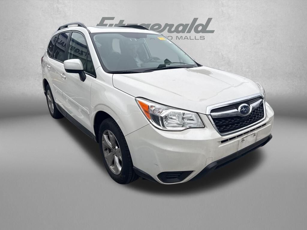 2016 SUBARU Forester