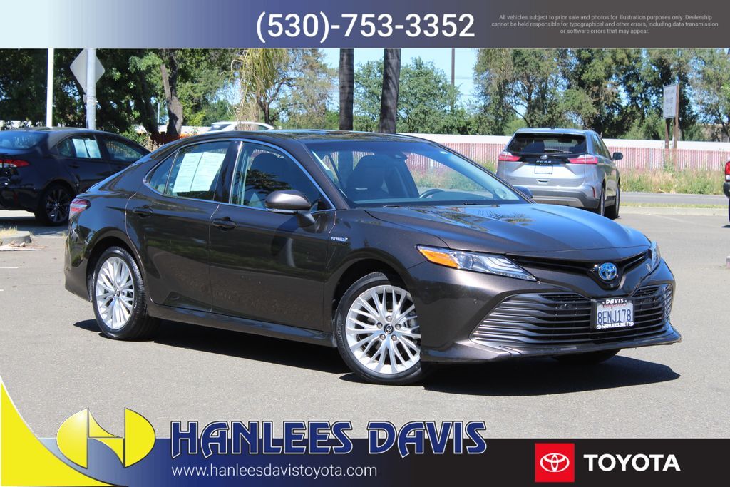 2018 TOYOTA Camry