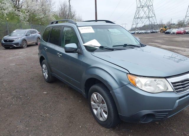 2010 SUBARU Forester