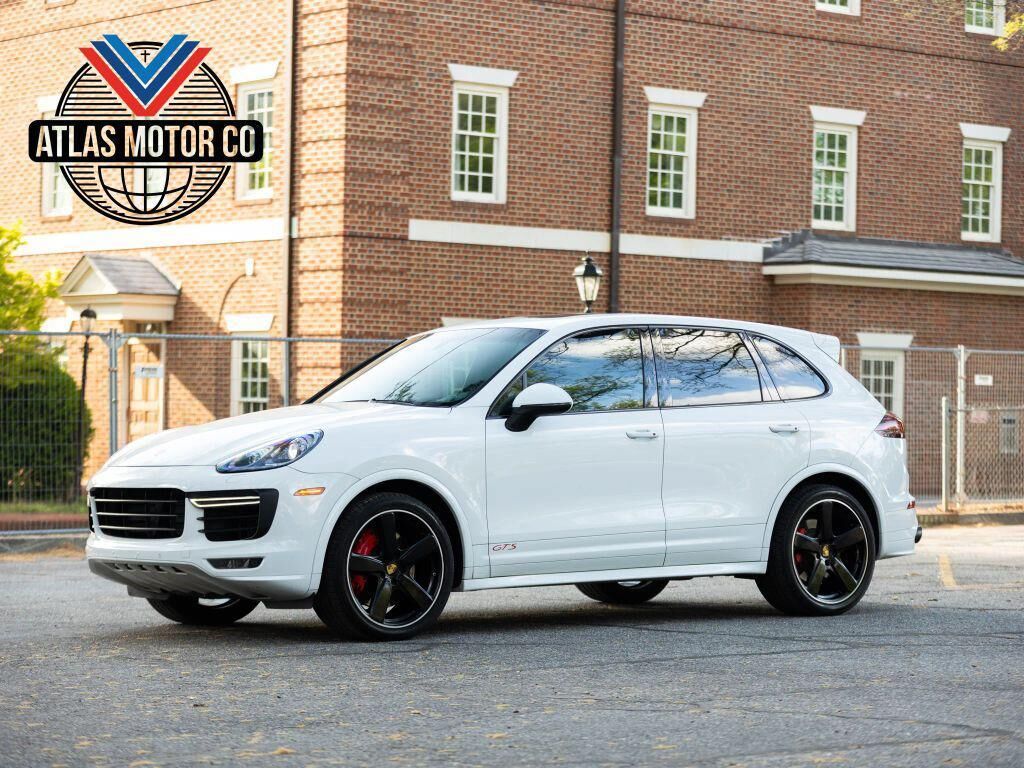 2017 PORSCHE Cayenne