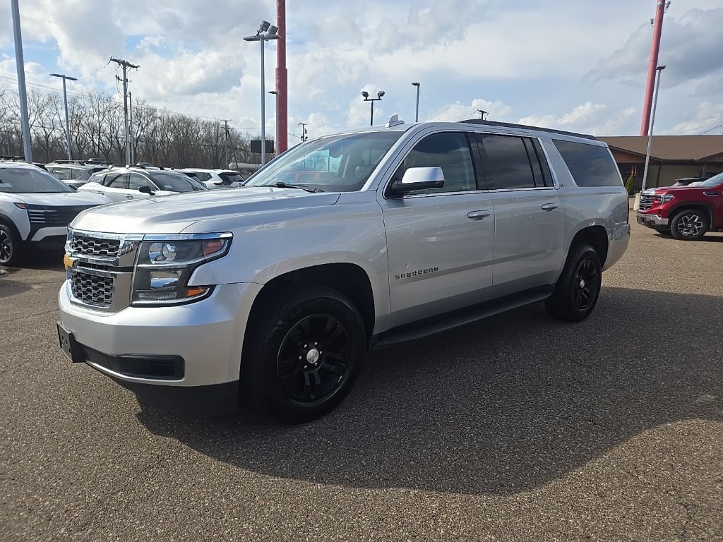 2019 CHEVROLET Suburban