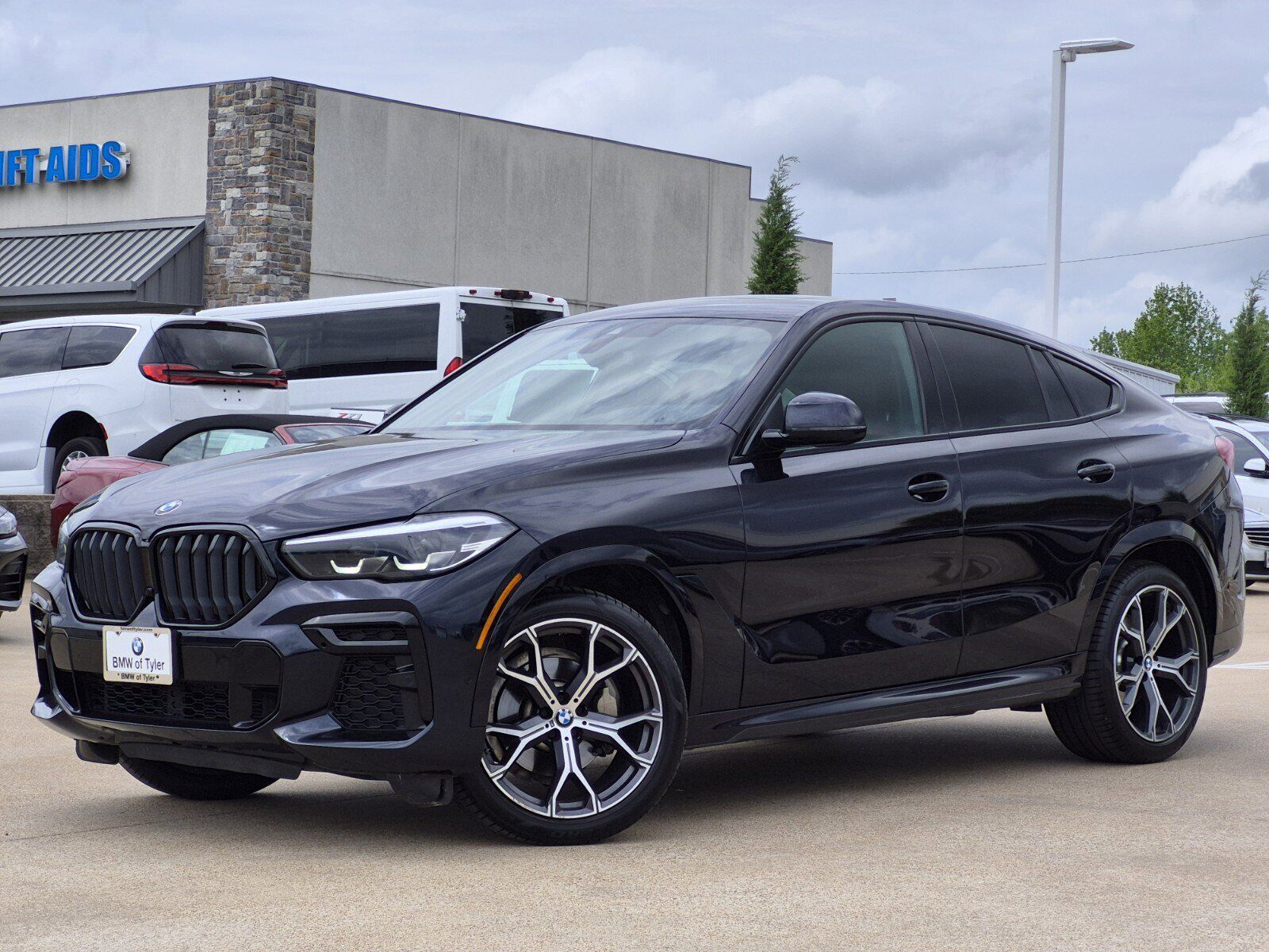 2022 BMW X6