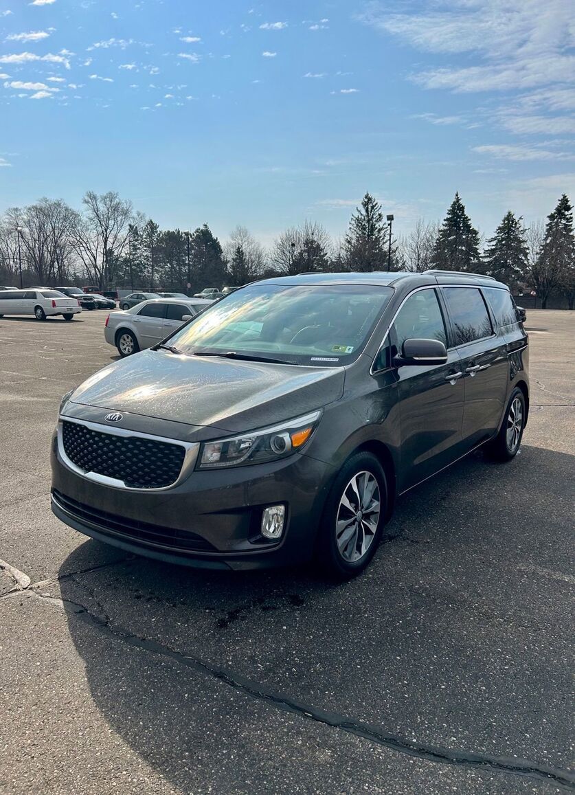 2016 KIA Sedona
