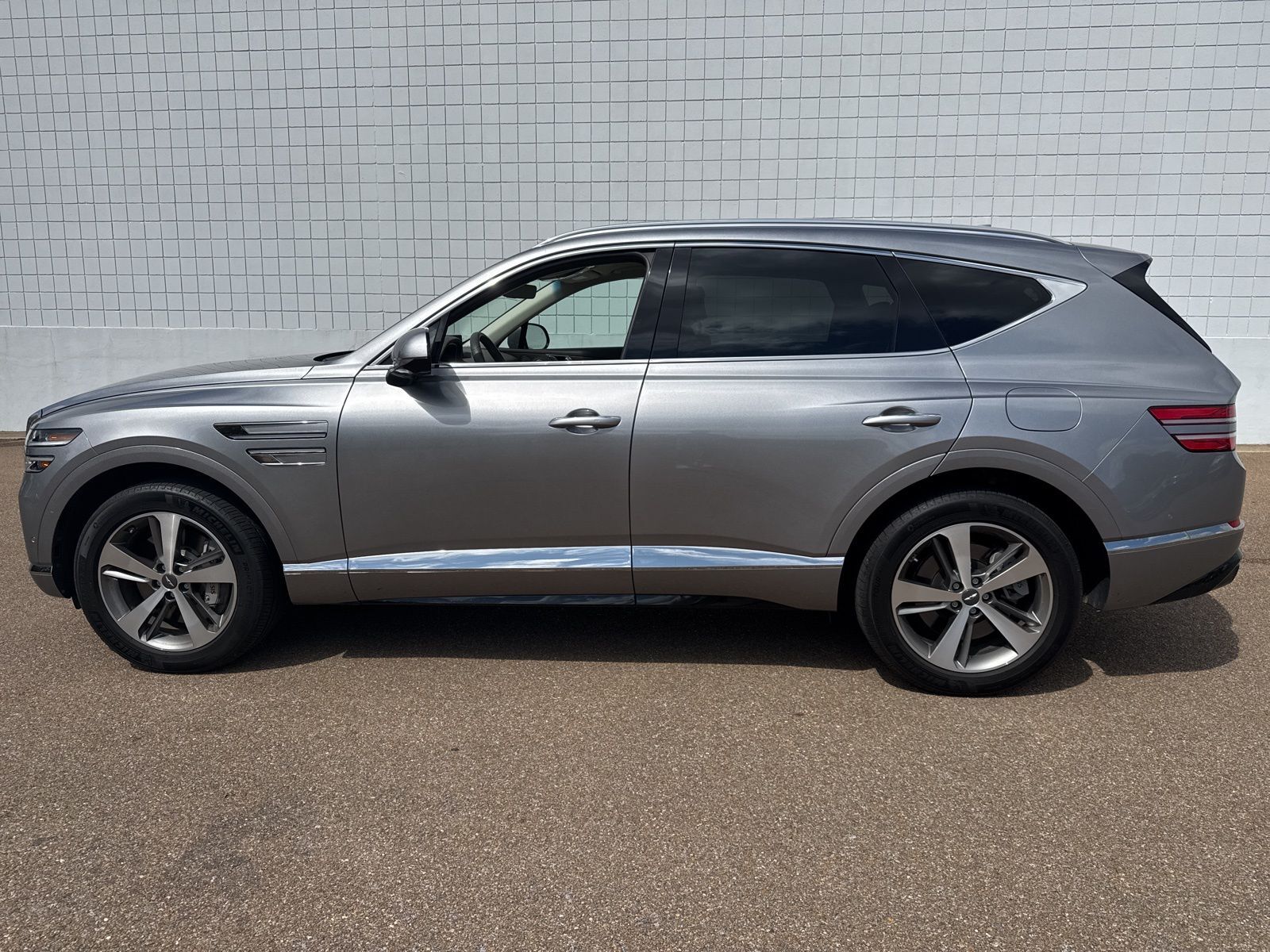 2024 GENESIS GV80