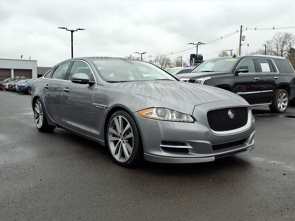 2012 JAGUAR XJ