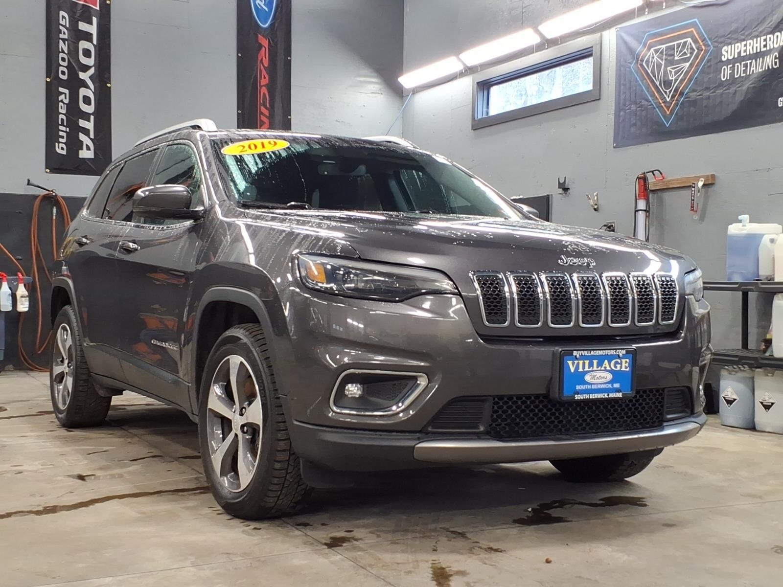 2019 JEEP Cherokee