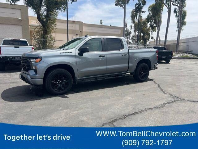 2025 CHEVROLET Silverado