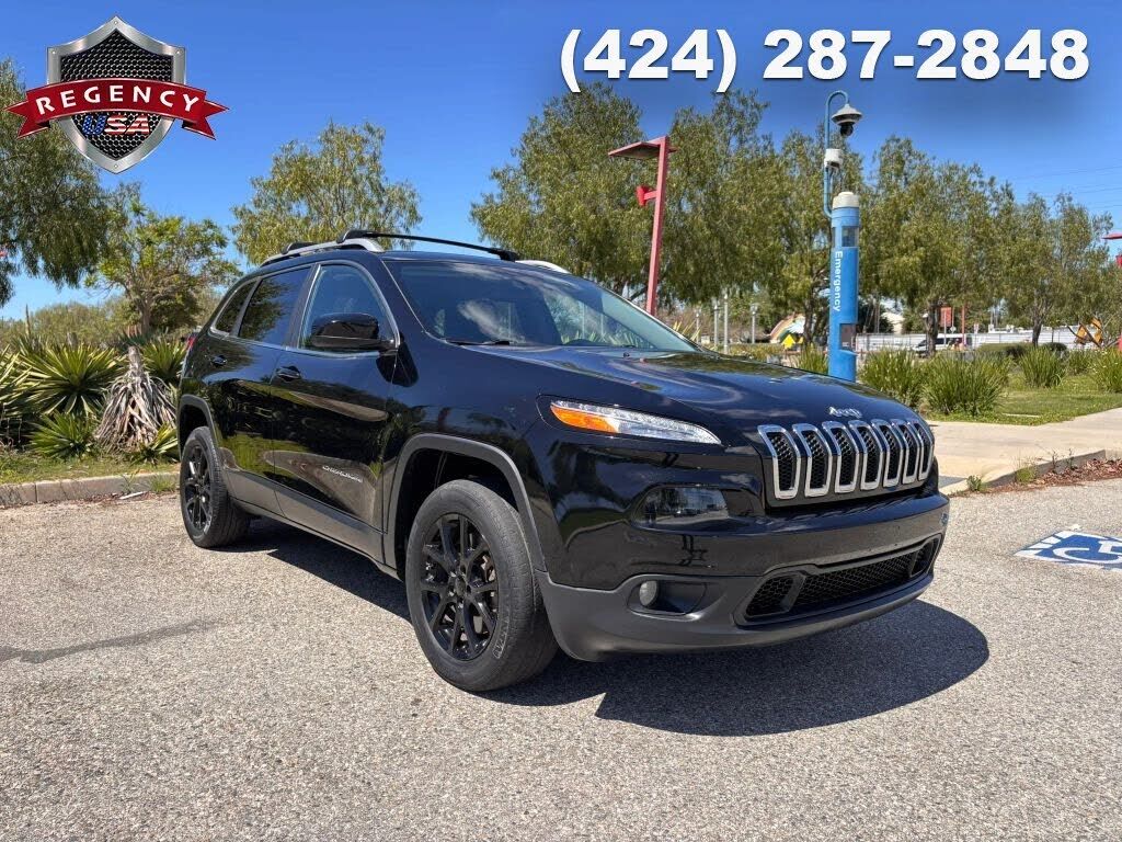 2017 JEEP Cherokee