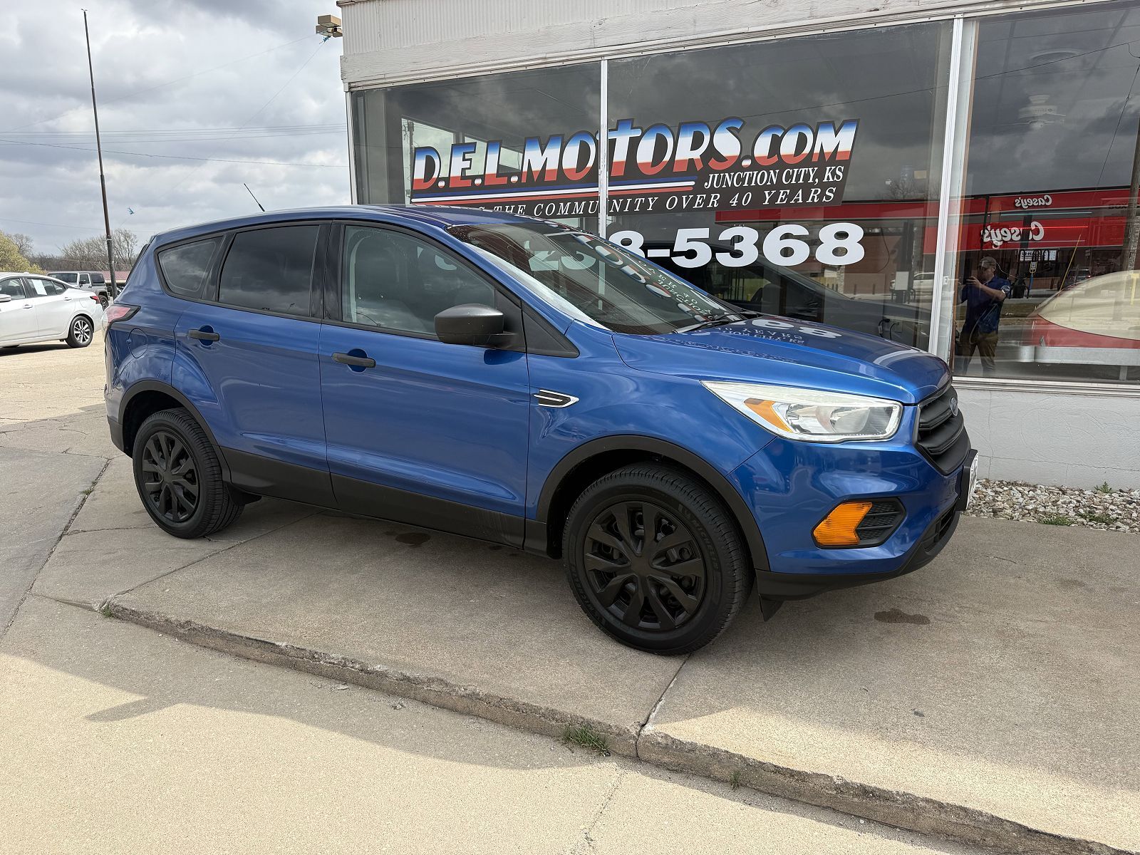 2017 FORD Escape