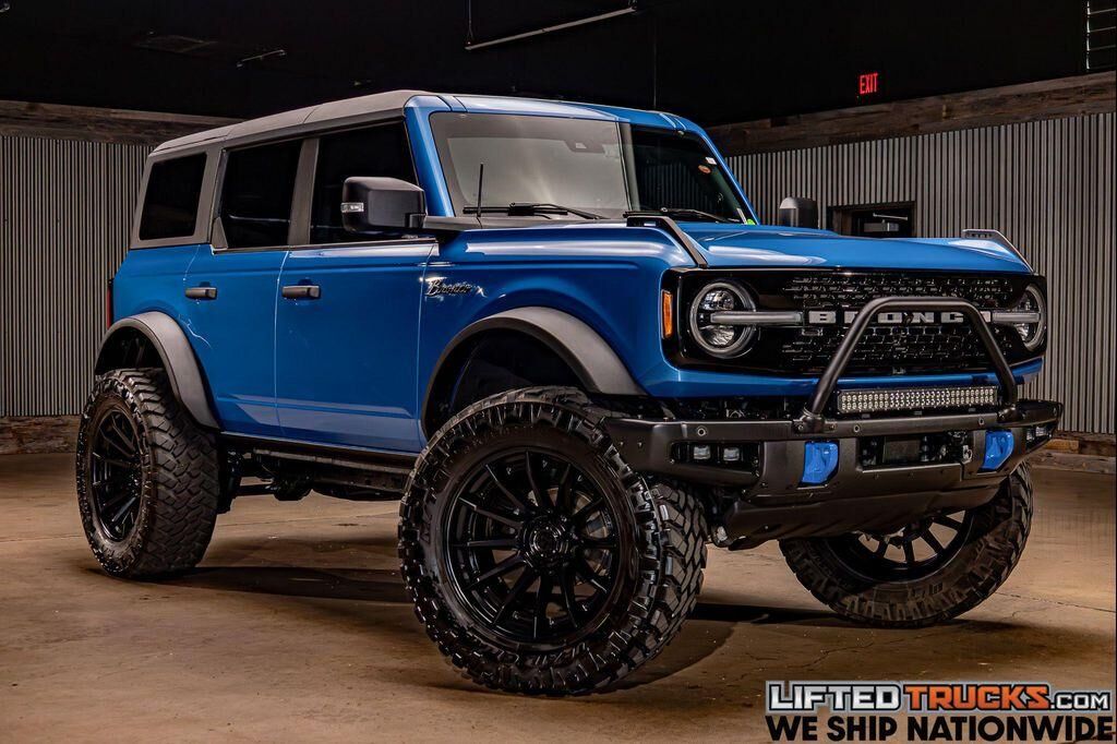2023 FORD Bronco