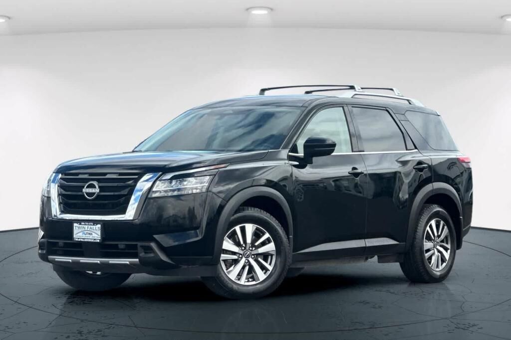 2023 NISSAN Pathfinder