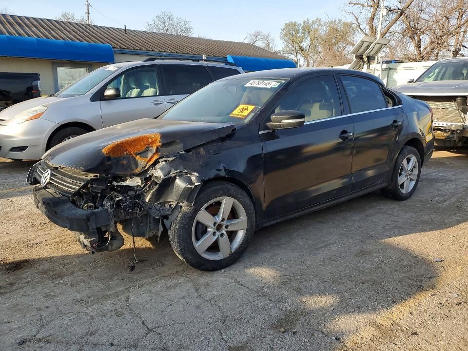 2013 VOLKSWAGEN Jetta